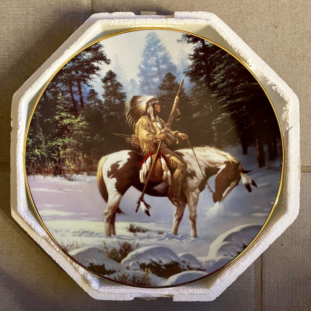 The Bradford Exchange Warrior and Horse Decorative Plate